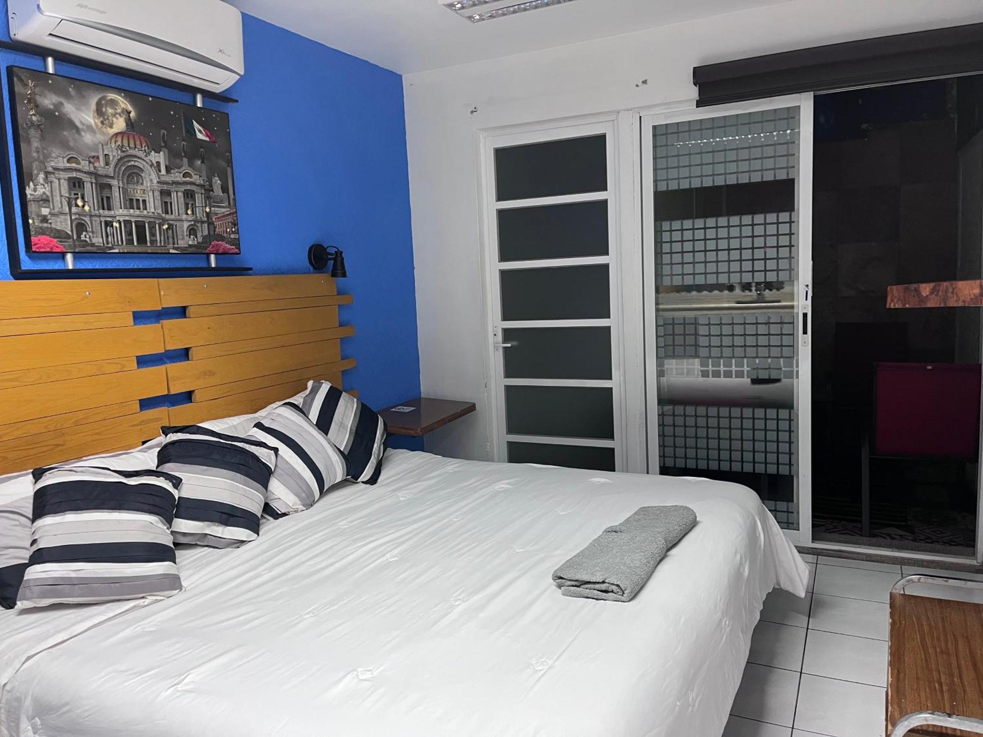Отель Casa D Miros Familias , Grupos Y Empresas Max 20 P Гвадалахара Экстерьер фото